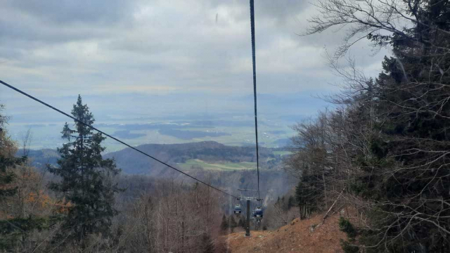 2_peljemo-se-gor_pogled-dol